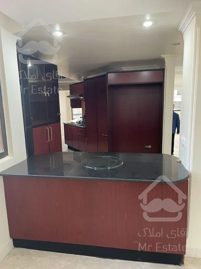 اجاره و رهن آپارتمان الهیه 200  متر اکازيون