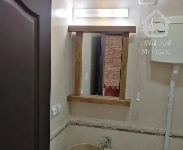 65متر/مشابه نوساز/اداری/ سرمایه گذاری/فول امکانات