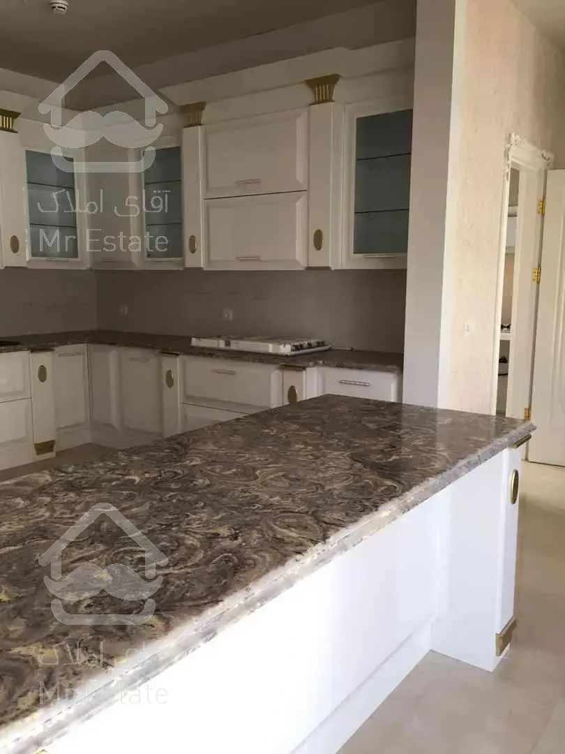 خرید آپارتمان ۲۲۰ متری نیاوران