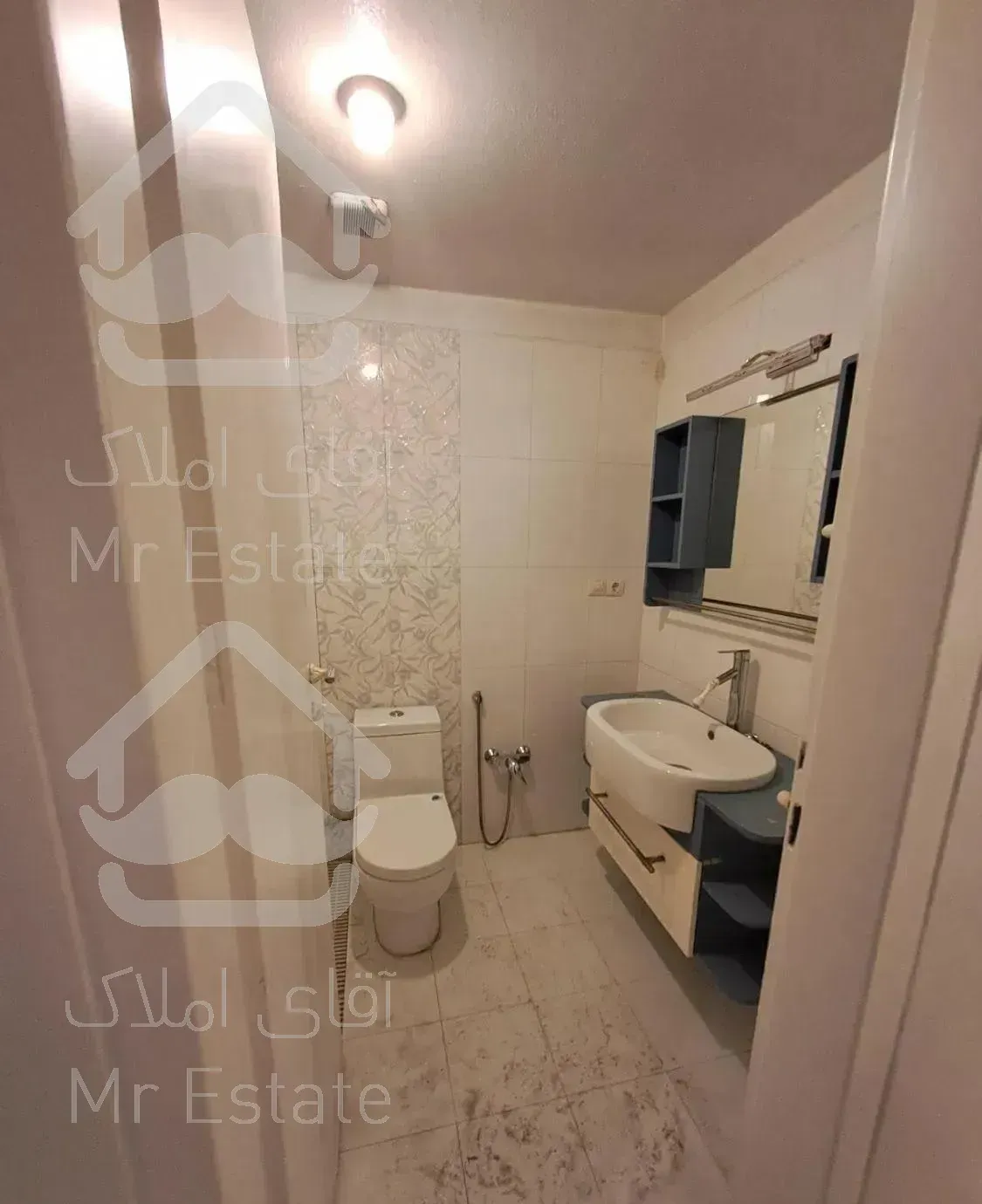 آپارتمان 160 متری / 3 خوابه