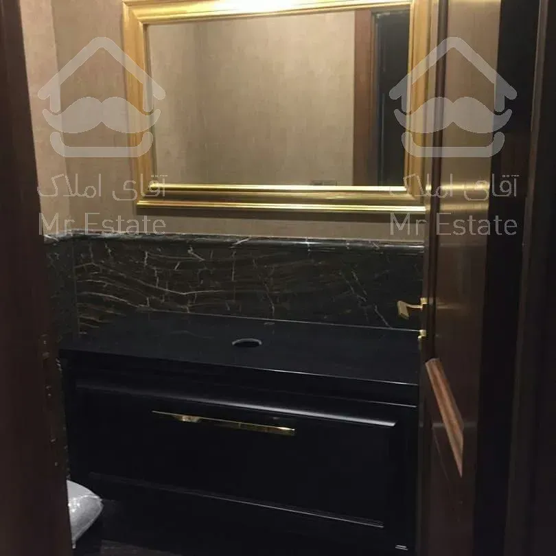 200 متری نیاوران