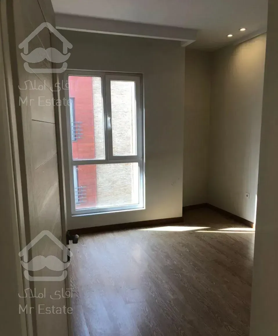 آپارتمان ۱۴۰متری، ۳خواب، دزاشیب، فول امکانات