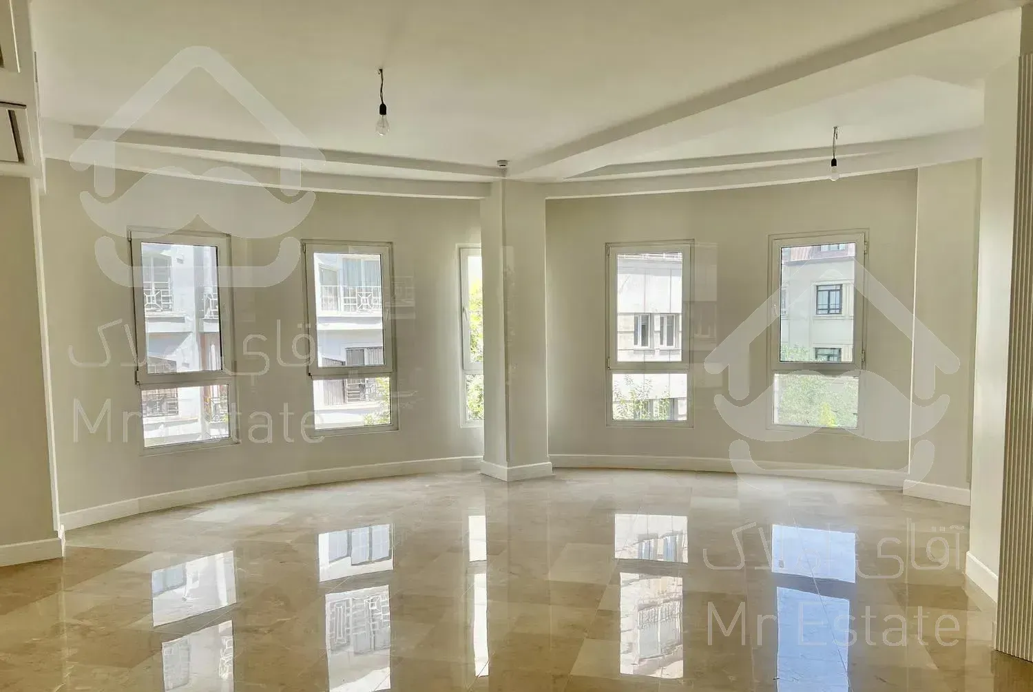 فرشته ١٥٩ متر شمیرانی دید و نور ارتفاع سقف