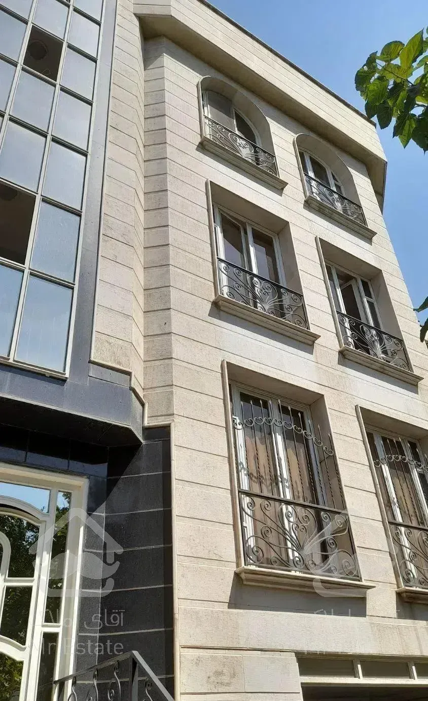 آپارتمان ۱۴۵ متری نیاوران کاشانک