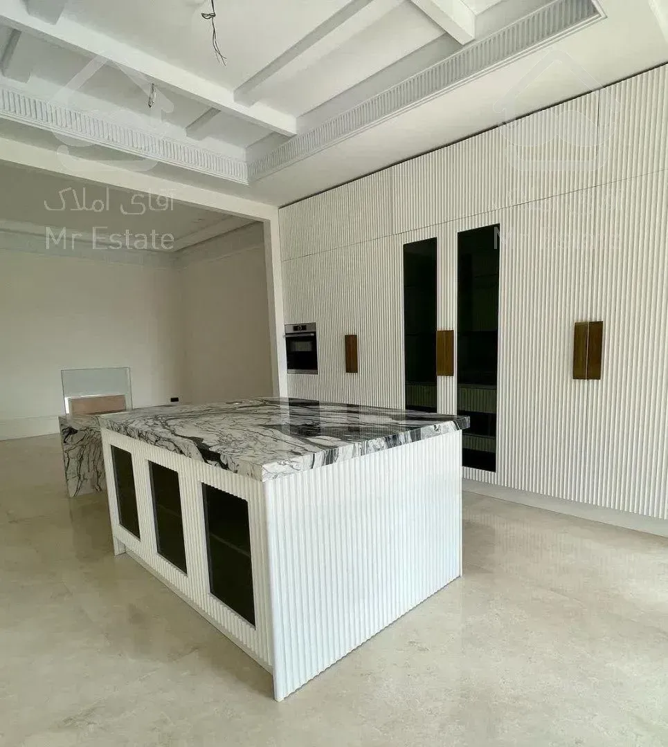 فروش و معاوضه یکجا مستغلات ۶طبقه تکواحدی ۲۲۰متری