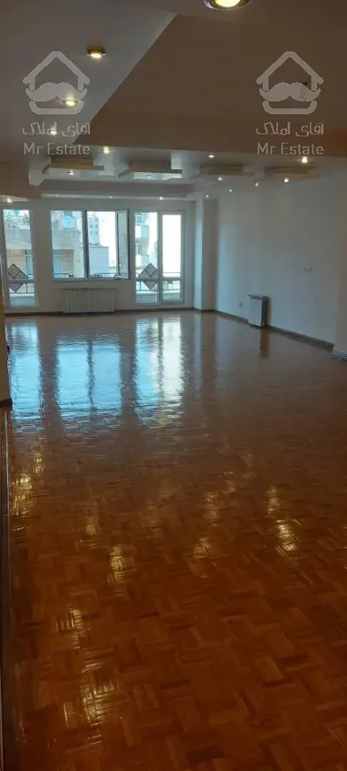 آپارتمان ۱۵۰ متری لوکیشن عالی