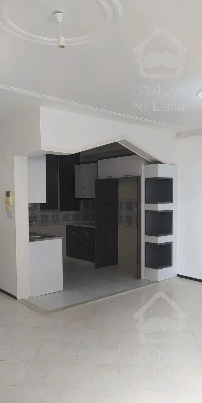 اجاره آپارتمان ۸۵متری طبقه دوم بازسازی شده تمیز