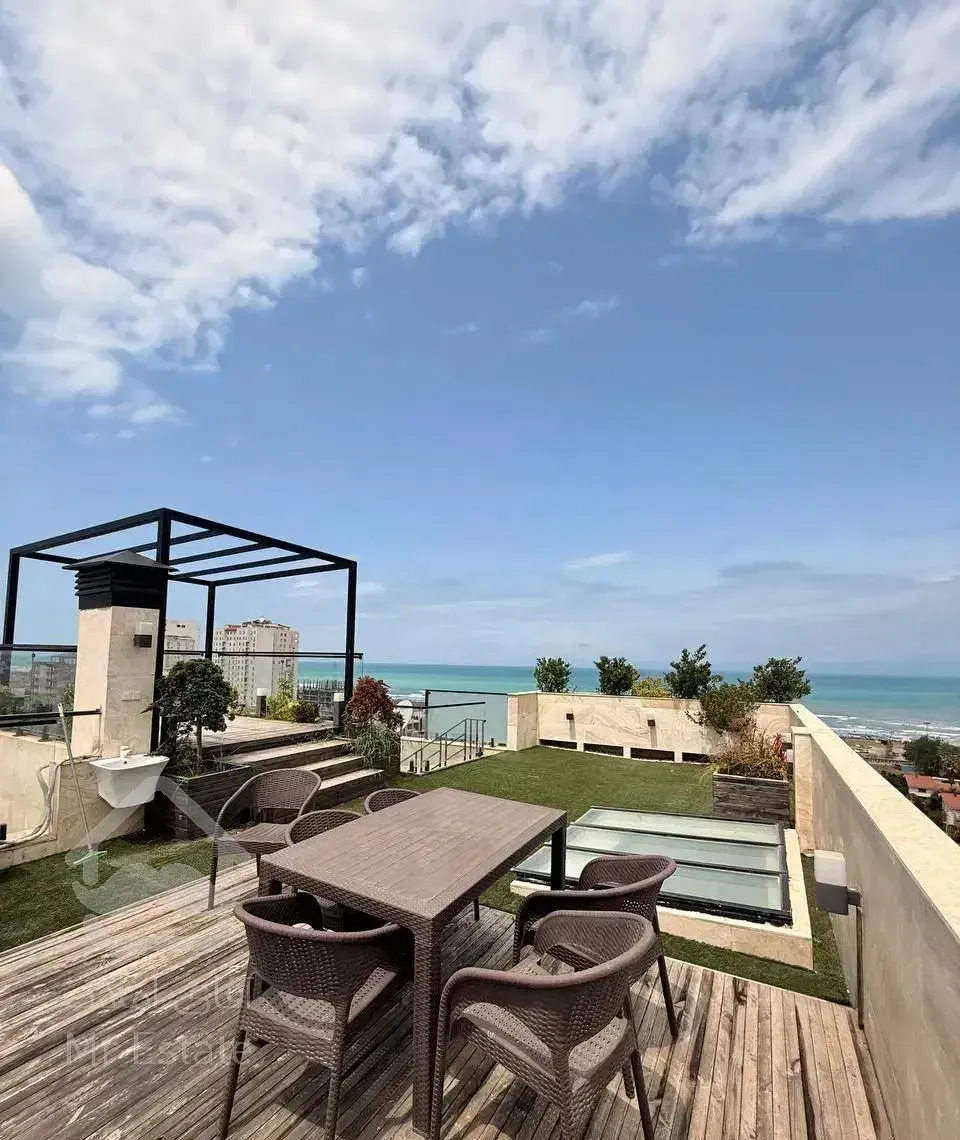 پنت هاوس ساحلی 300 متری فول فرنیش