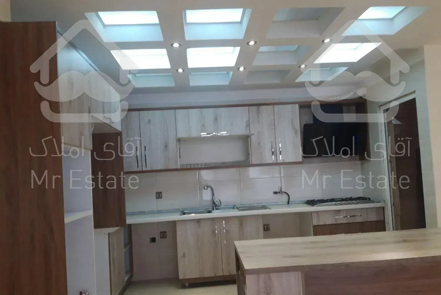 ۱۰۶مترشیخ بهایی انصاری ازاد