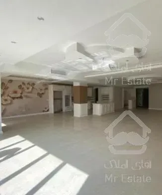 ۲۶۰ متری لوکس ورودی از چهارباندی