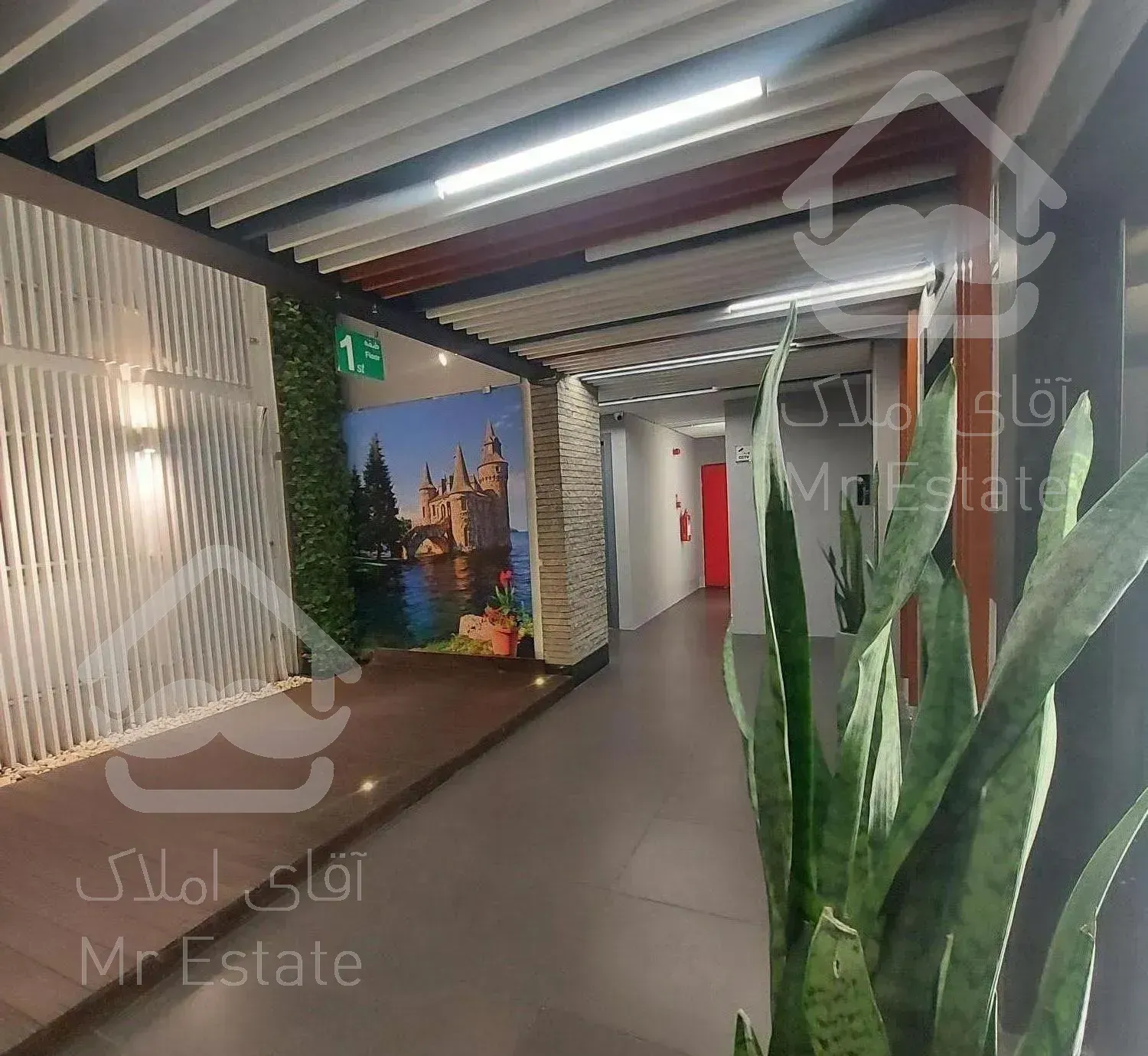 ۱۵۰ متر سند اداری قابل تجمیع با چشم انداز