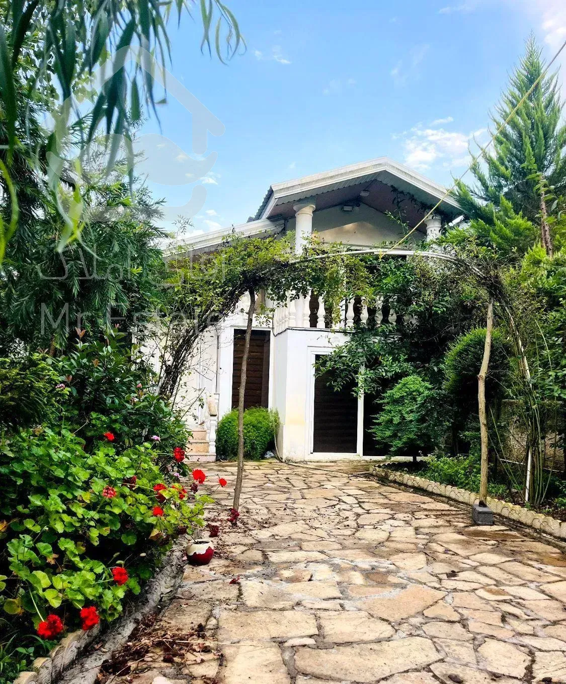 ویلاخوش قیمت و اقتصادی250متر/قلب جنگل/سند6دانگ