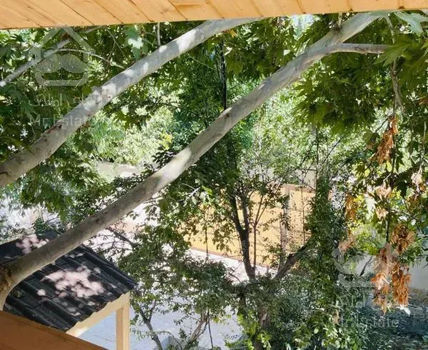 ویلا استخر دار در سرخاب متراژ۱۰۰۰متر سند دار