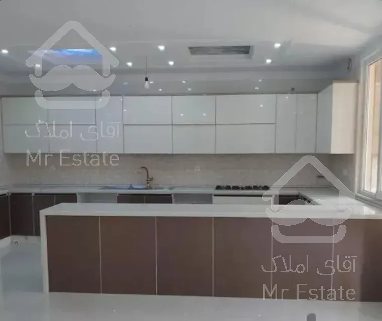 137 متر / شمال مرزداران / رو به آفتاب / دسترسی عالی