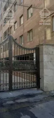 واحد ۹۰ متری دو خواب کلید نخورده