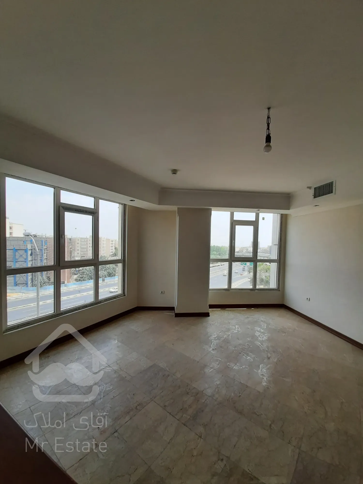 فروش آپارتمان ۶۰متر ۱خواب پنجره قدی بلوار کمالی شرقی