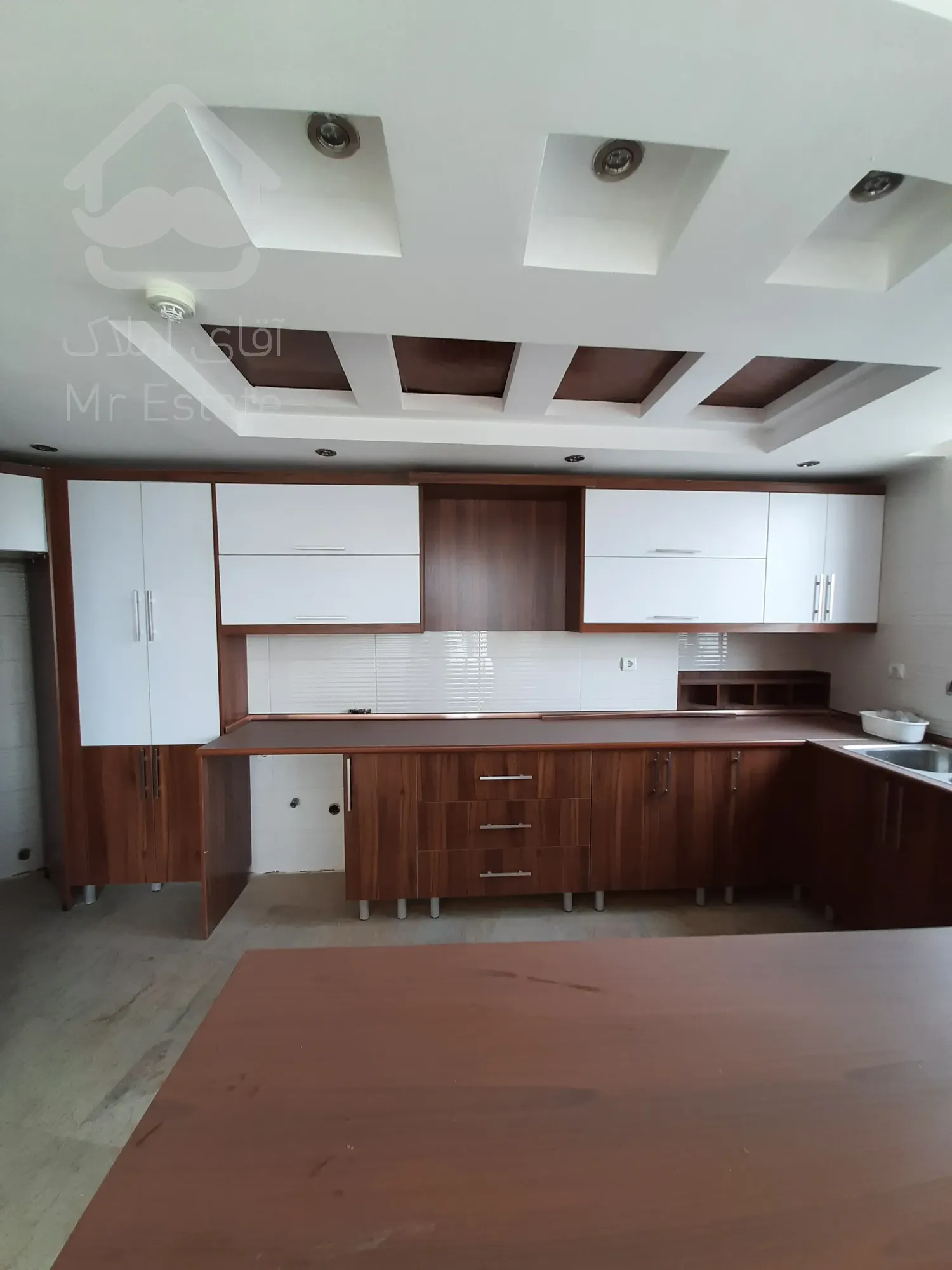 فروش آپارتمان ۶۰متر ۱خواب پنجره قدی بلوار کمالی شرقی