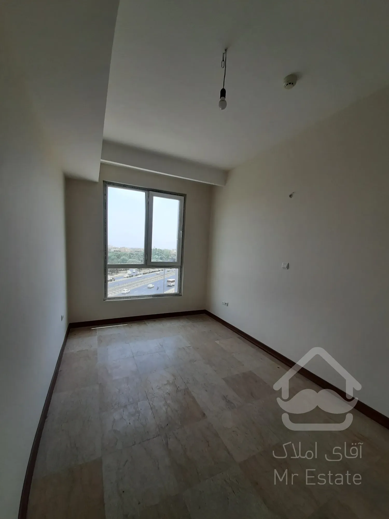 فروش آپارتمان ۶۰متر ۱خواب پنجره قدی بلوار کمالی شرقی