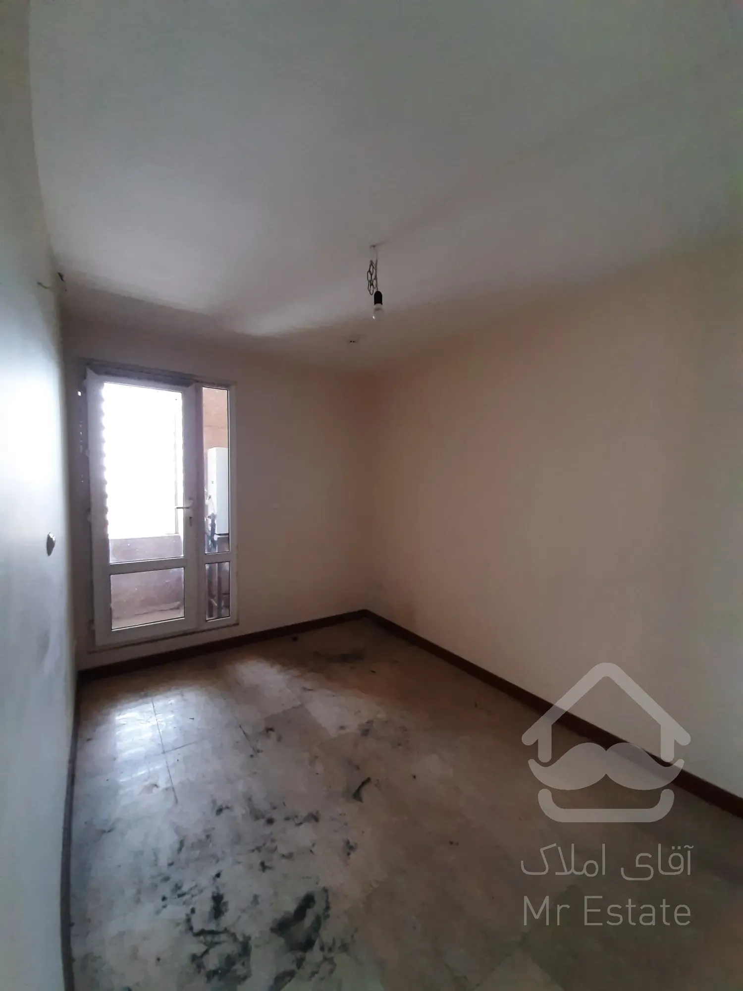 فروش آپارتمان ۷۲متر ۲خواب کلید نخورده سند آماده بلوار کمالی