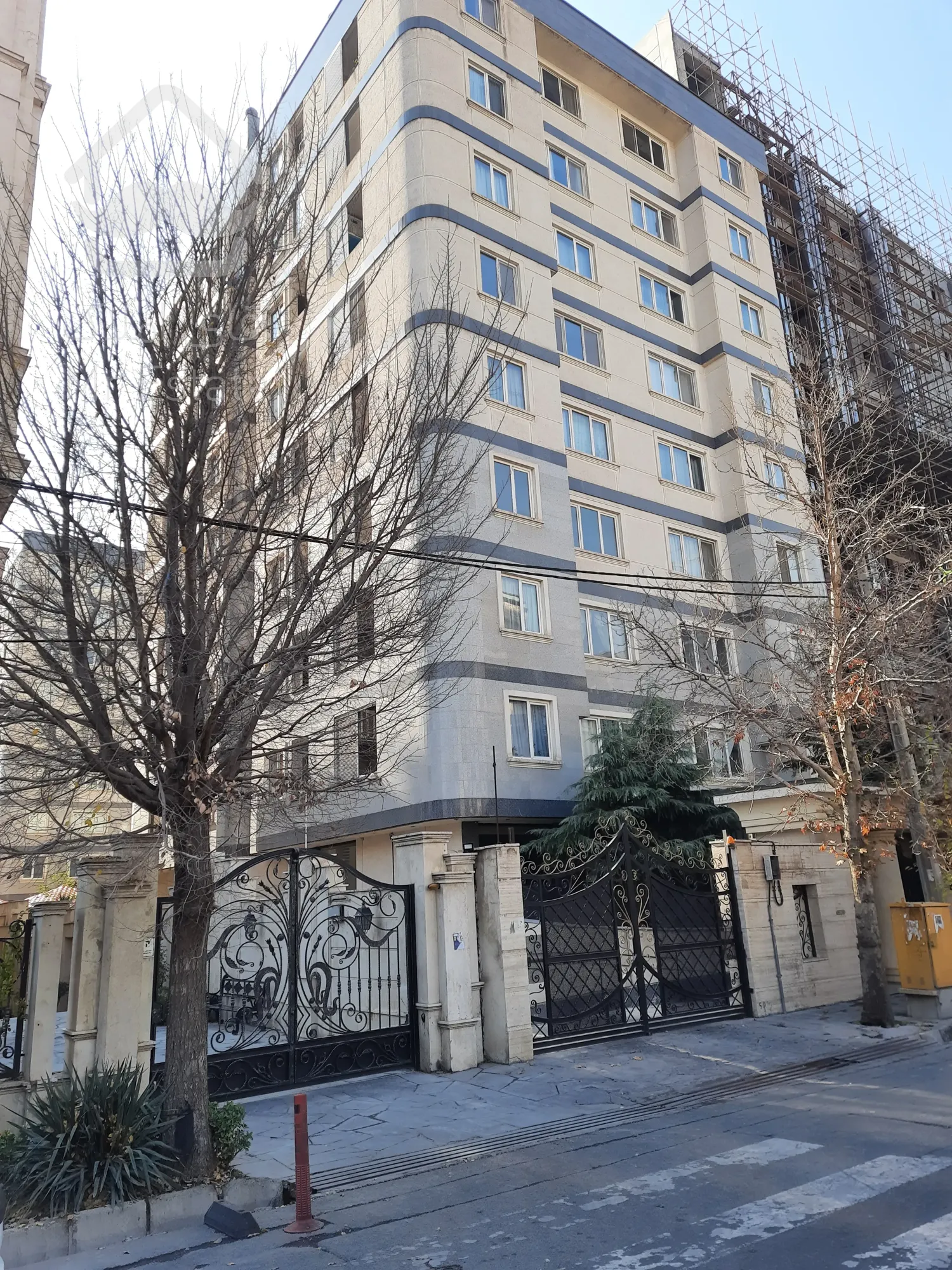 فروش آپارتمان ۸۱متر ۲خواب فول امکانات نما گرانیت