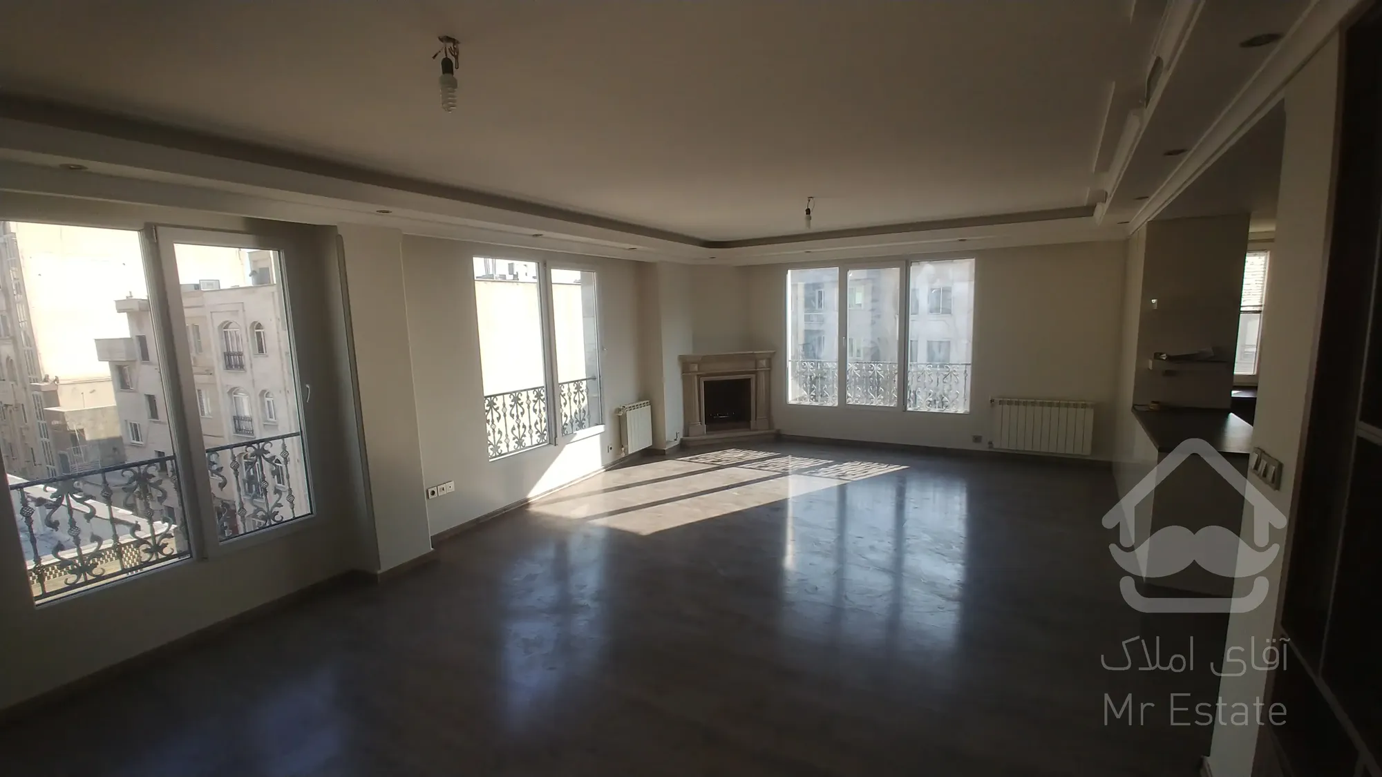 115 متر دیباجی