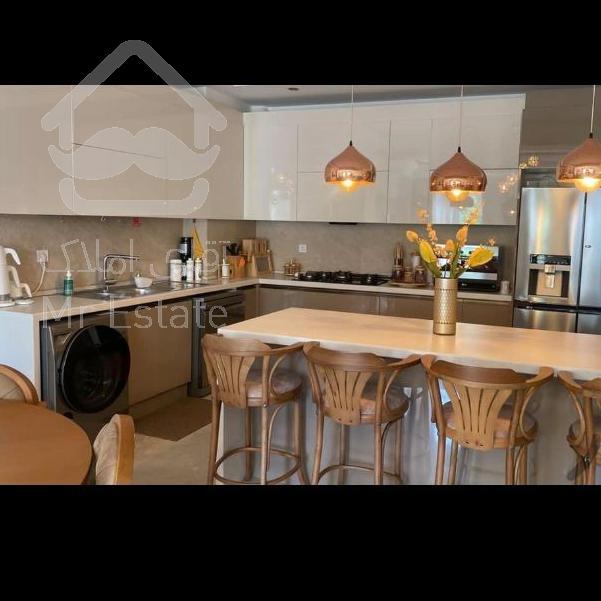 ۱۳۰ متر *غرق درنور*بدون دیوار مشترک