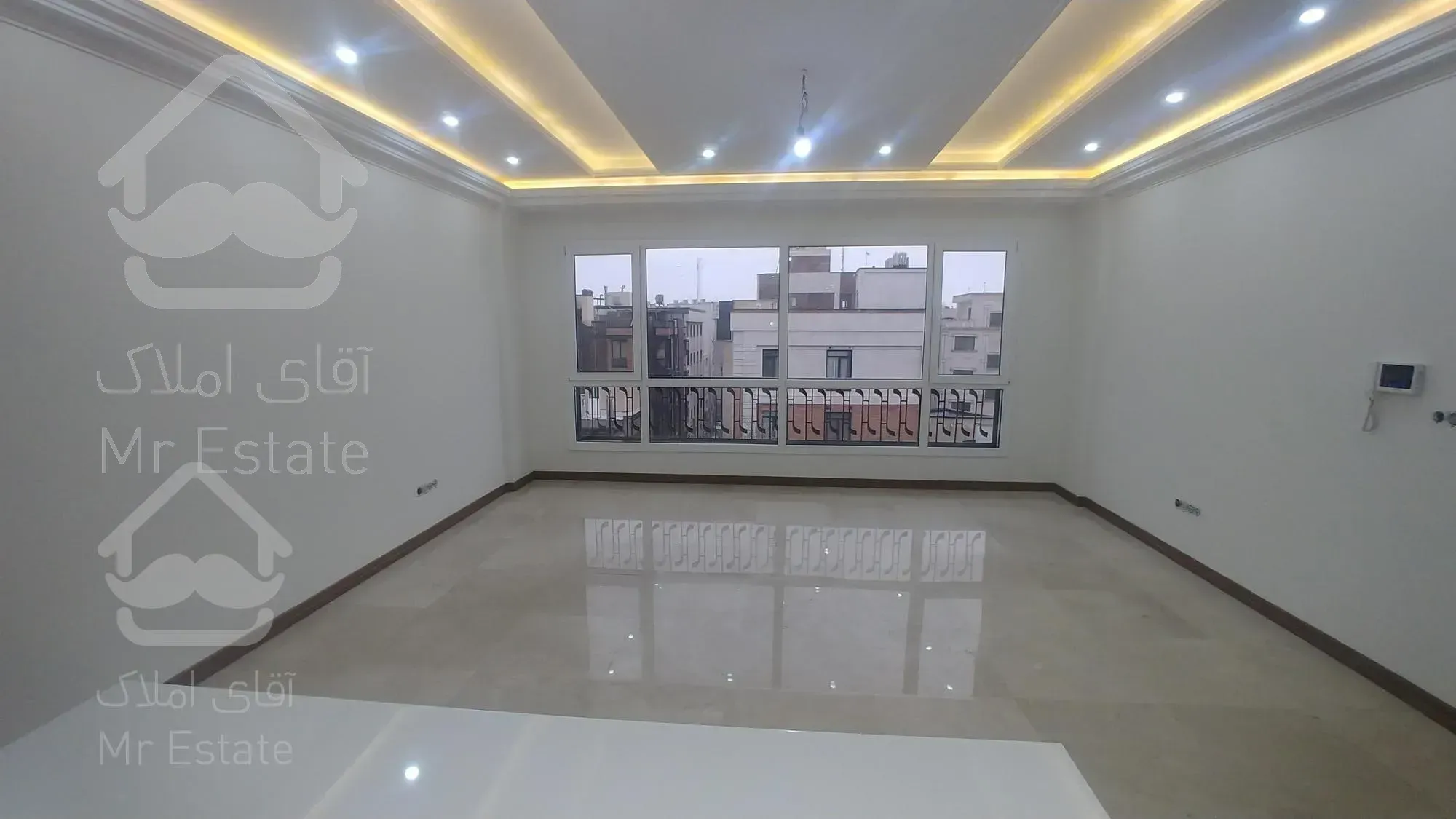 پاسداران 83 متر اداری با سند  اداری