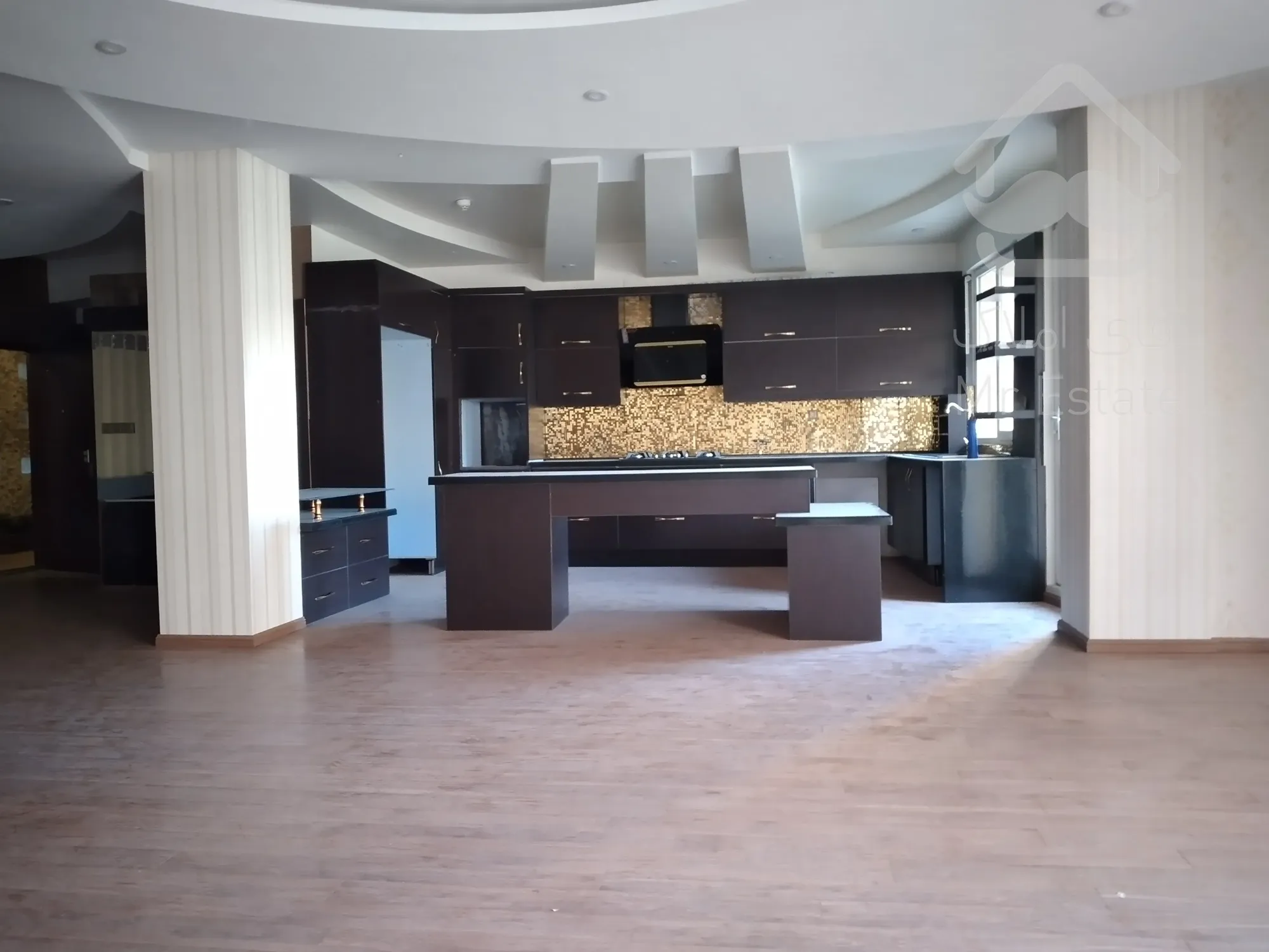 فروش 195 متری دزاشیب