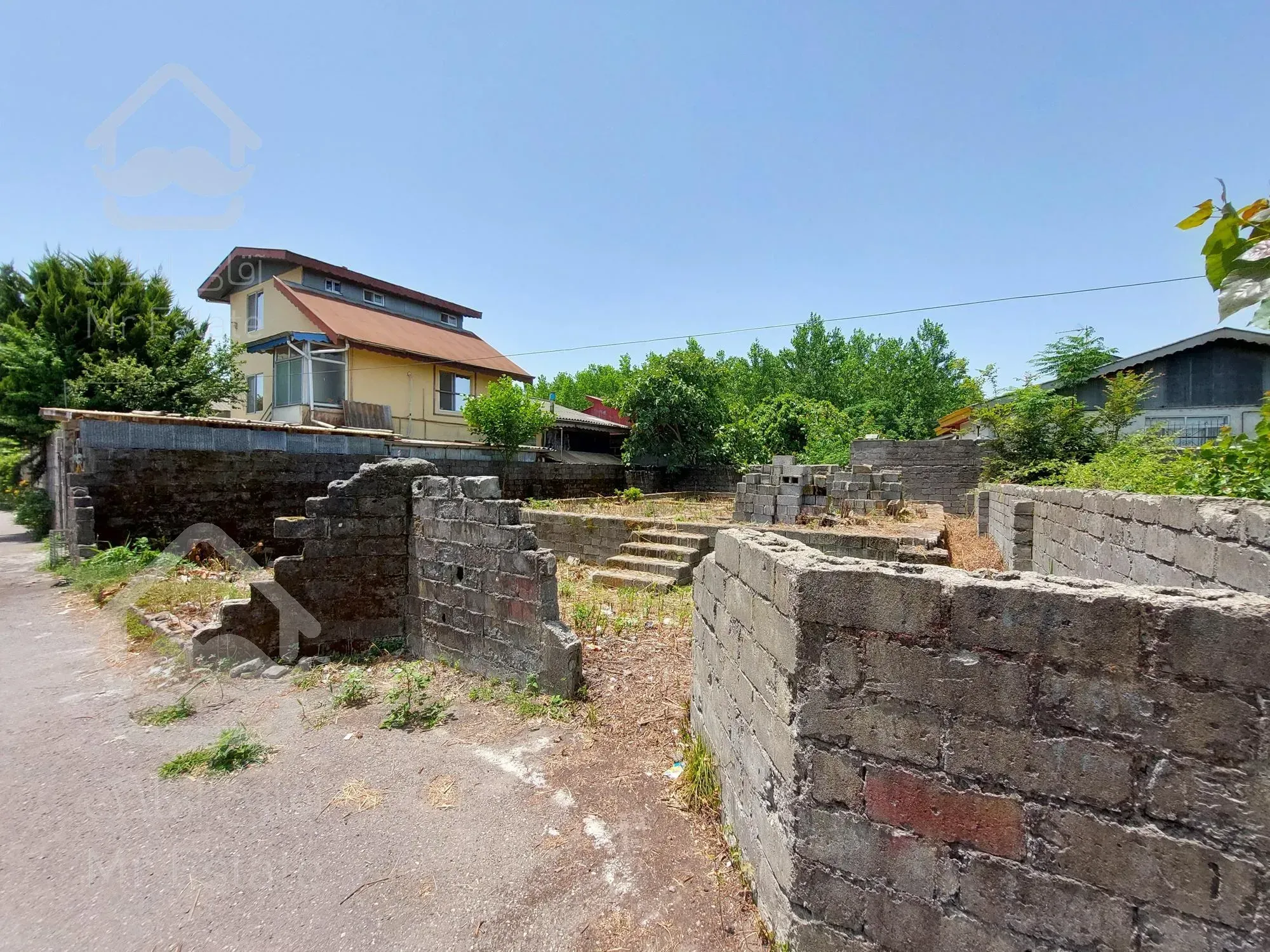 فروش زمین 224متری مسکونی سنددار روبروی دهکده ساحلی