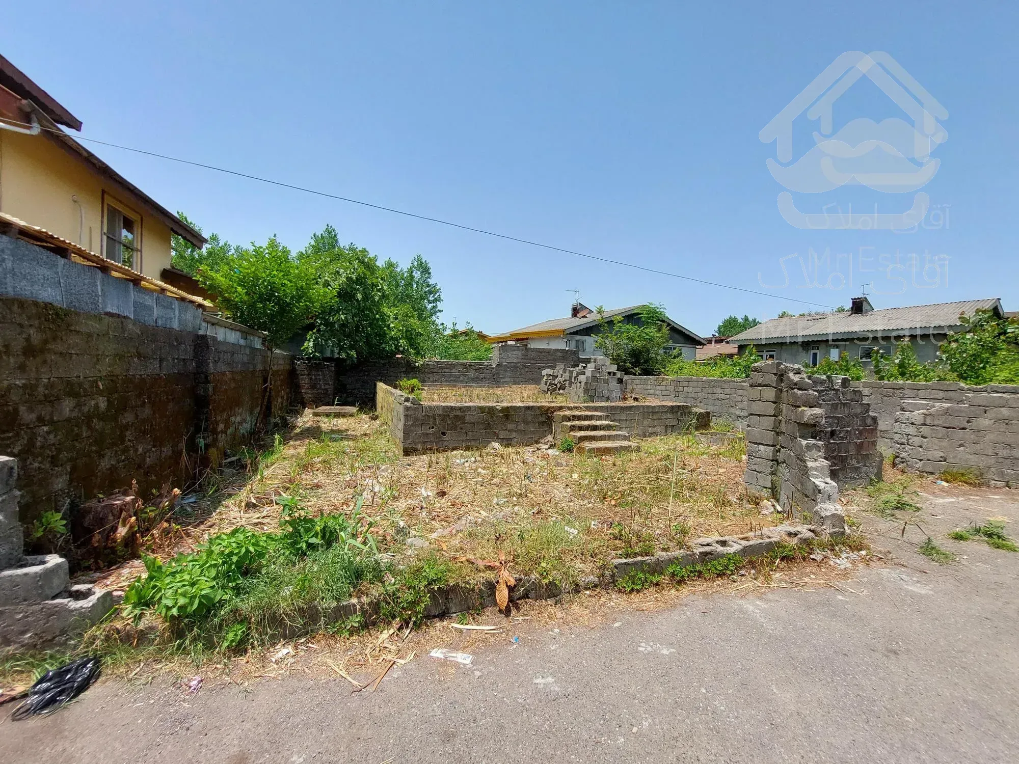 فروش زمین 224متری مسکونی سنددار روبروی دهکده ساحلی