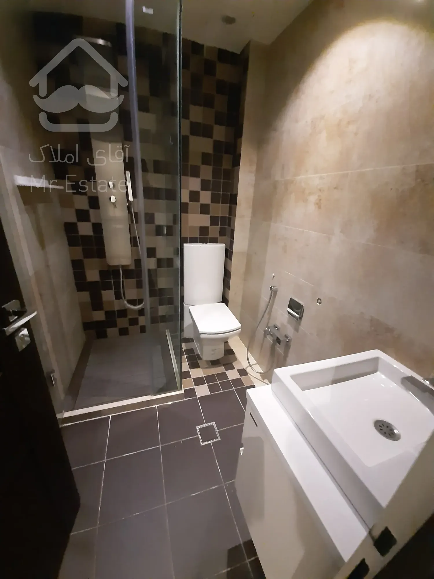 فروش 70 متر پاسداران