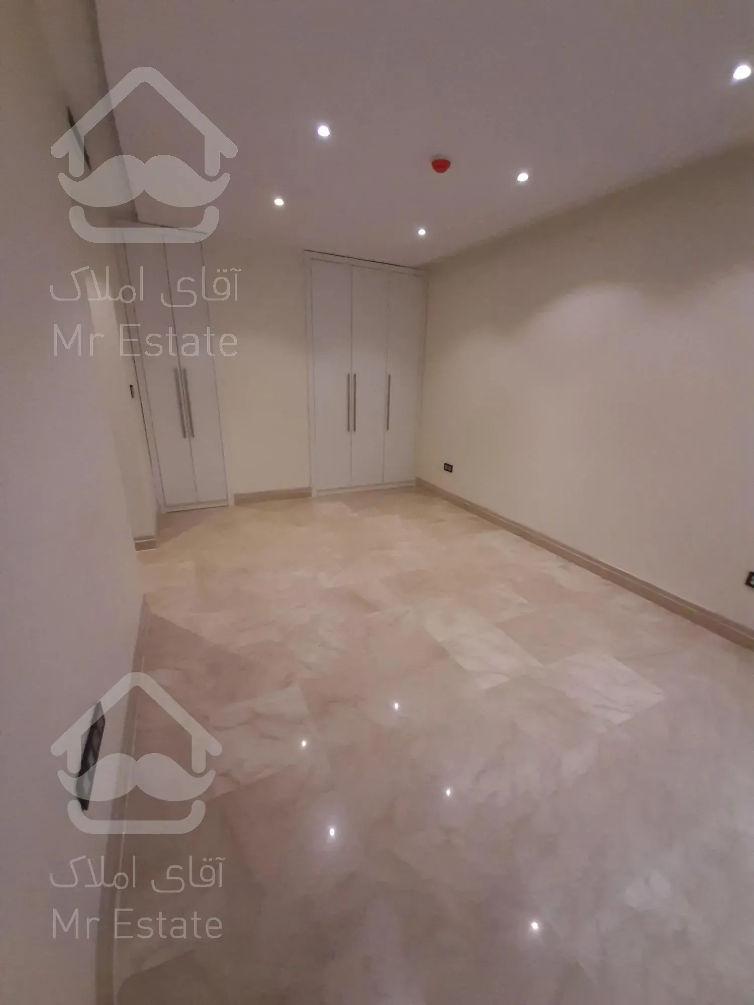 دیباجی جنـــــوبی 220 متر / کلیـــد نخورده