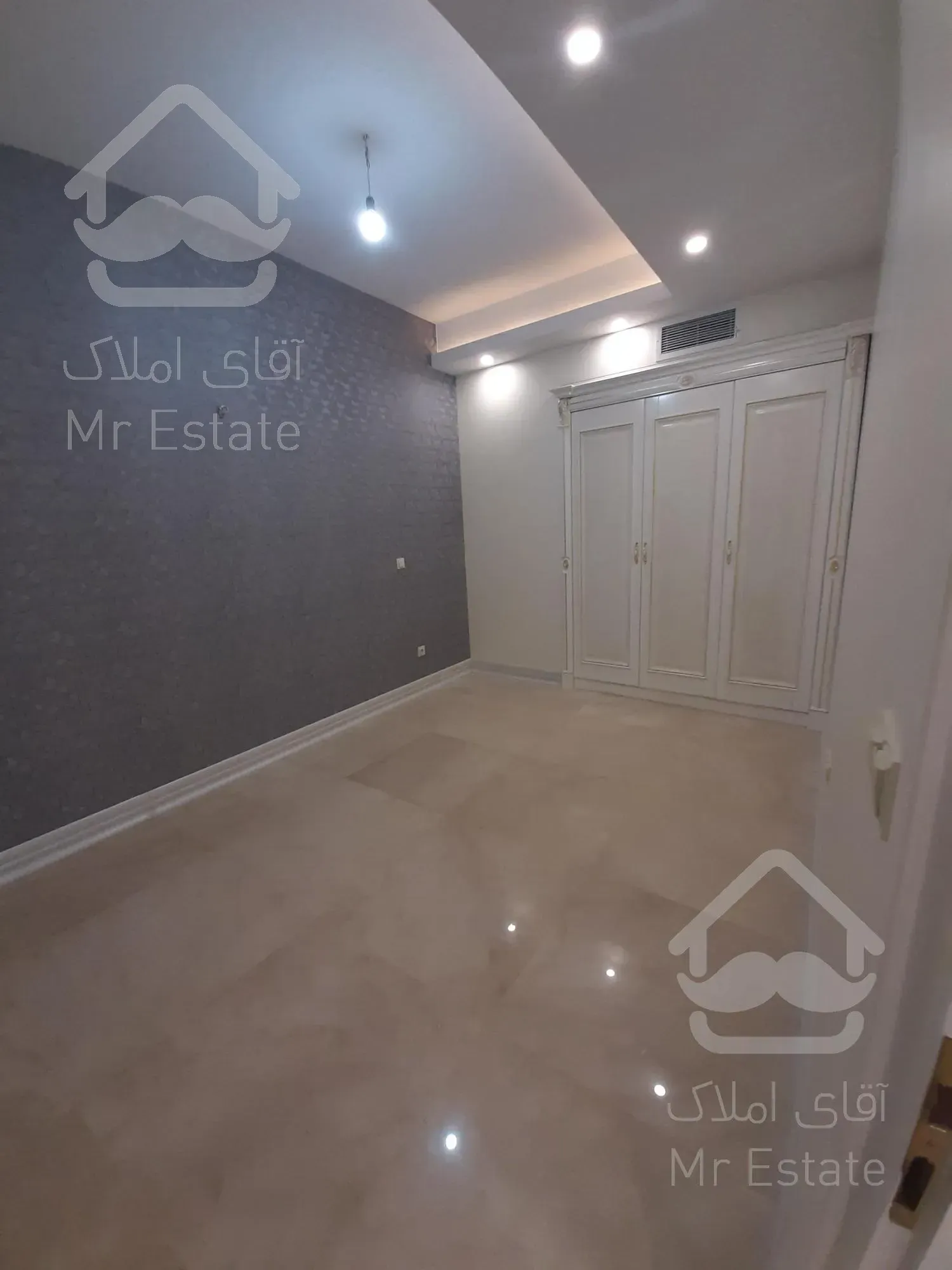 دیباجی جنـــــوبی 220 متر / کلیـــد نخورده