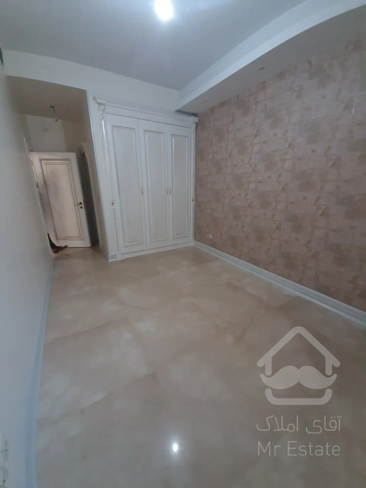 فروش 94 متر اندرزگو