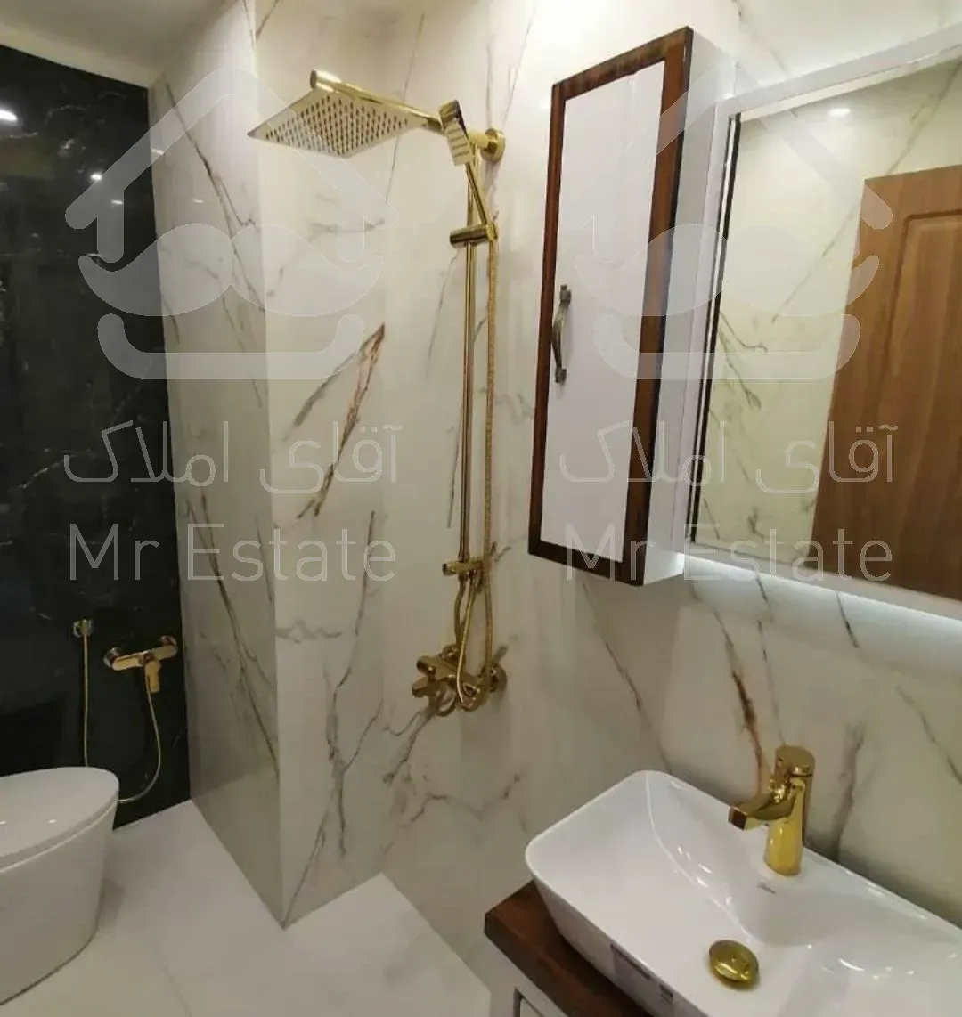 رهن و اجاره 135 متری دیباجی