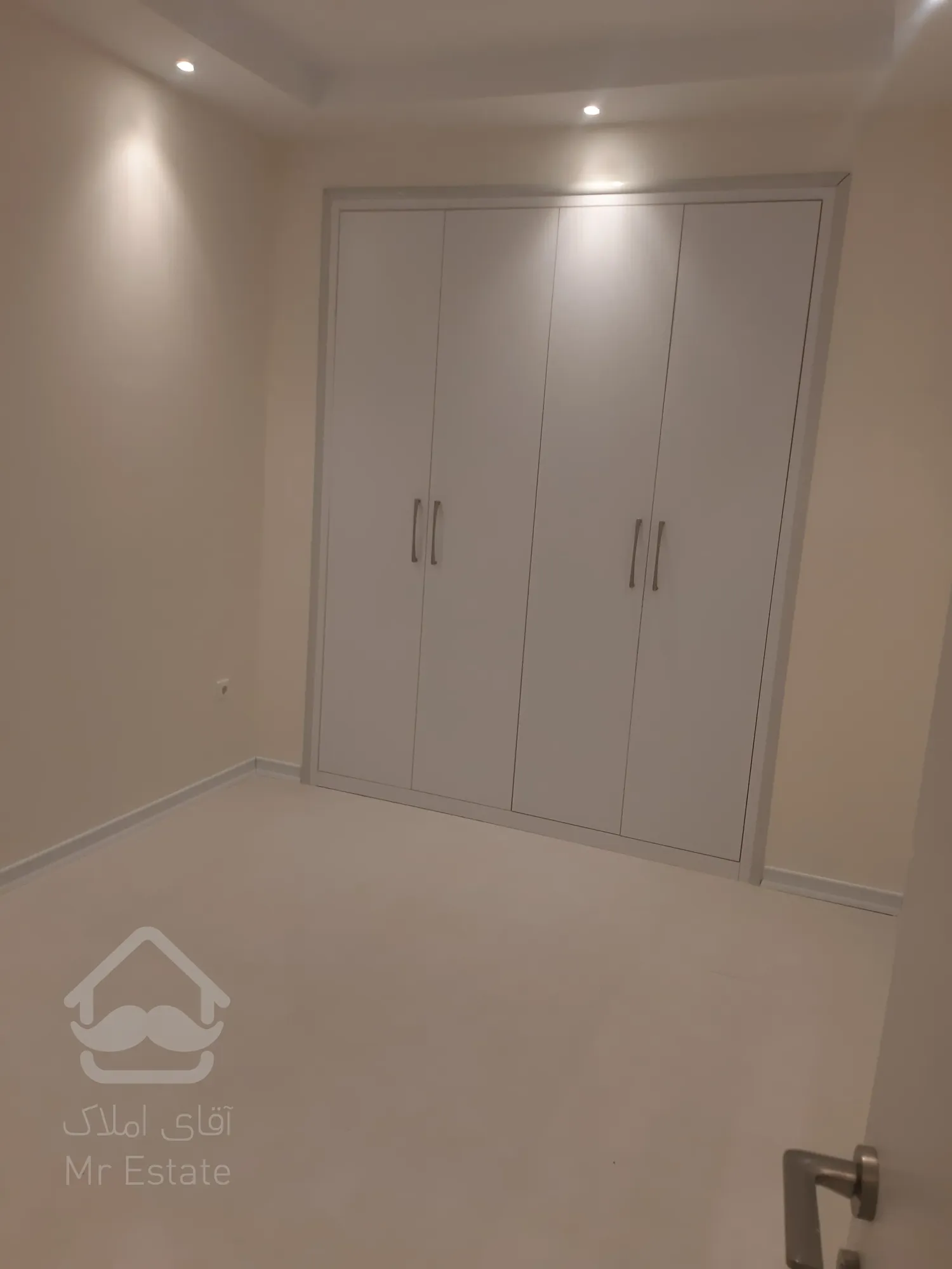 اجاره 170 متری دیباجی جنوبی