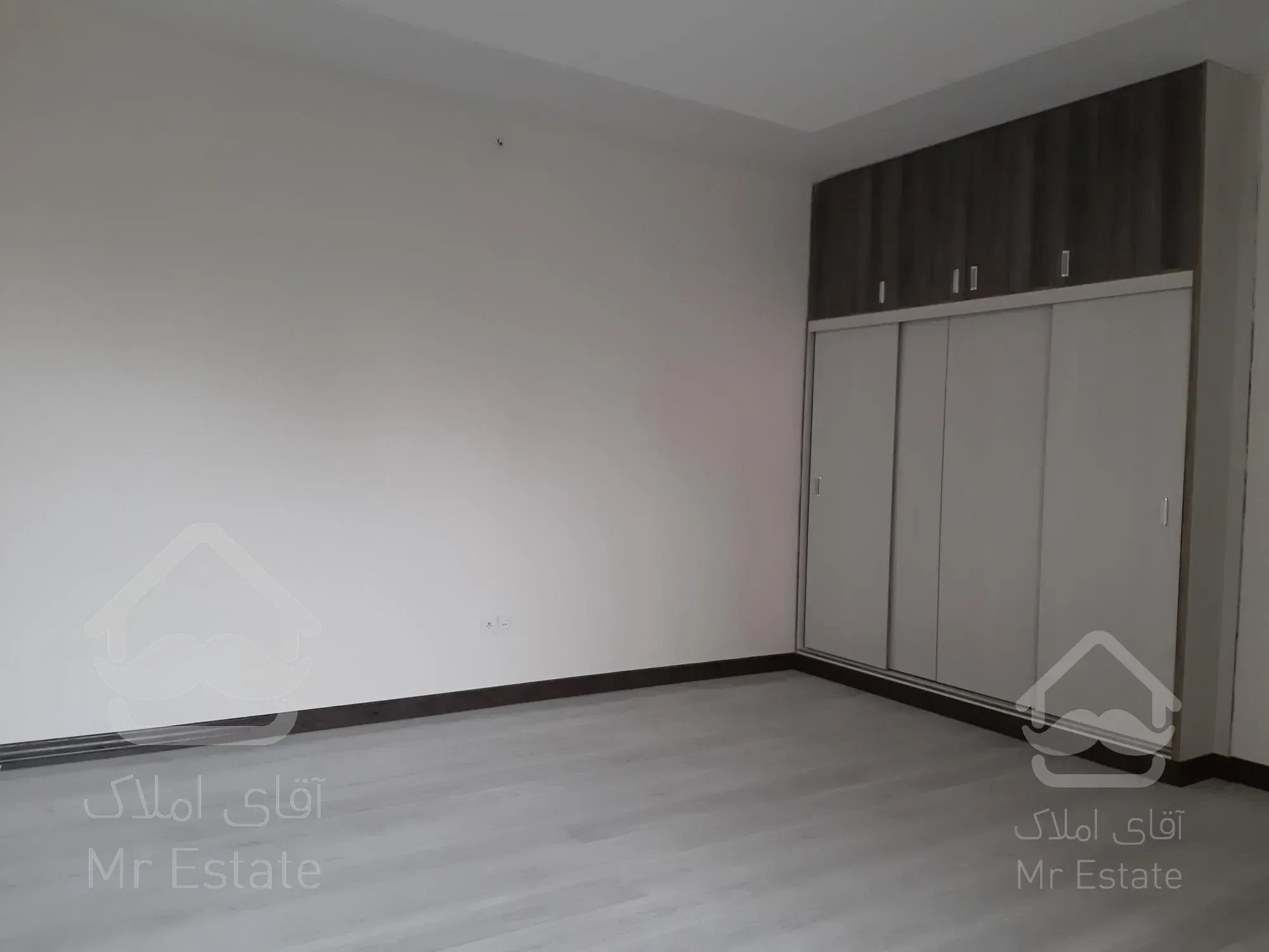 160 متر لوکیشن تاپ قبا