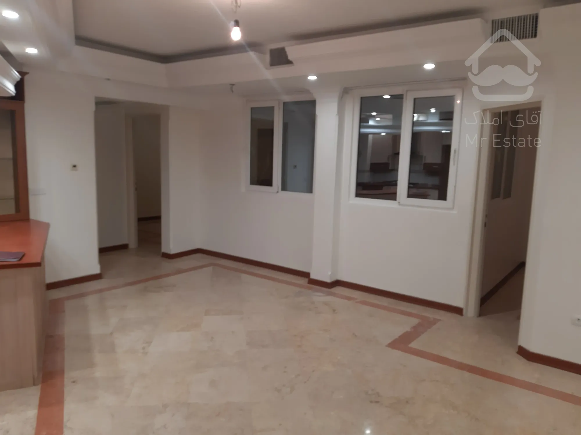 فروش 123 متری پاسداران