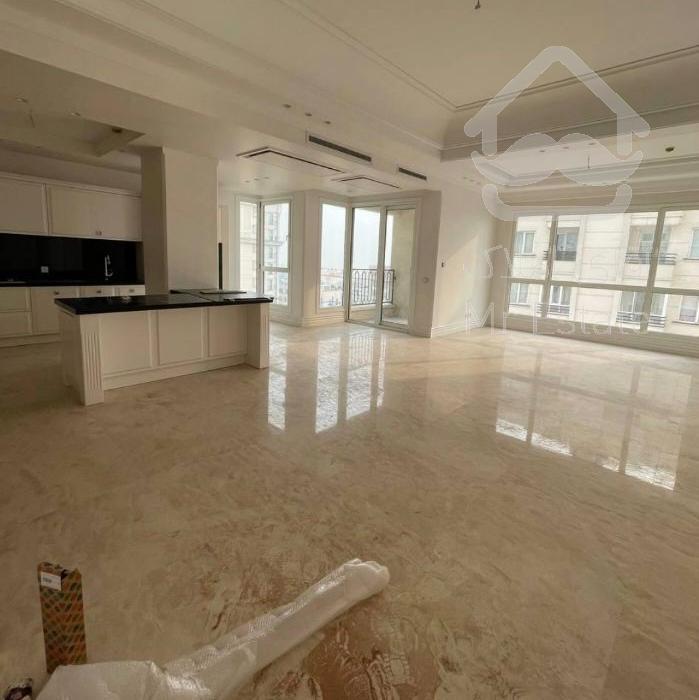 فروش ۱۰۰ متر*سالن پرده خور* غرق در نور