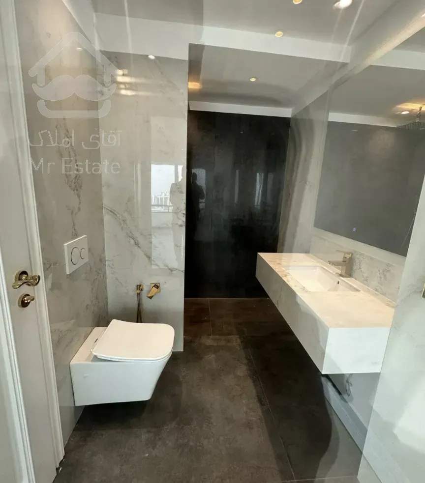 فروش 135 متری اختیاریه