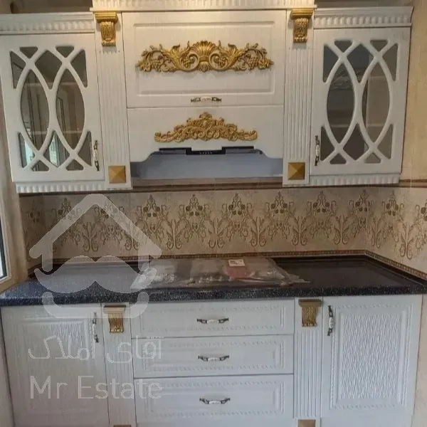 فروش اپارتمان۹۰ متر زیر قیمت سالن پرده خور نور و نقشه عالی