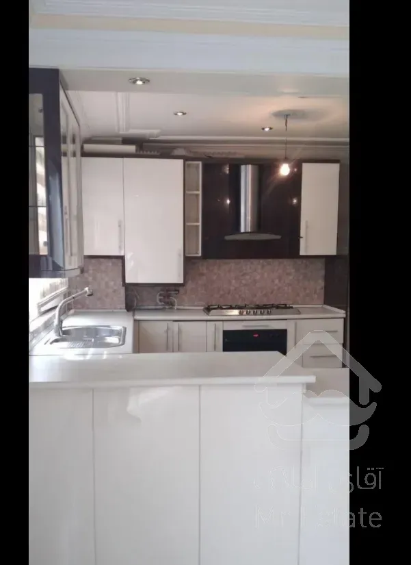 فروش 110 متری قلهک