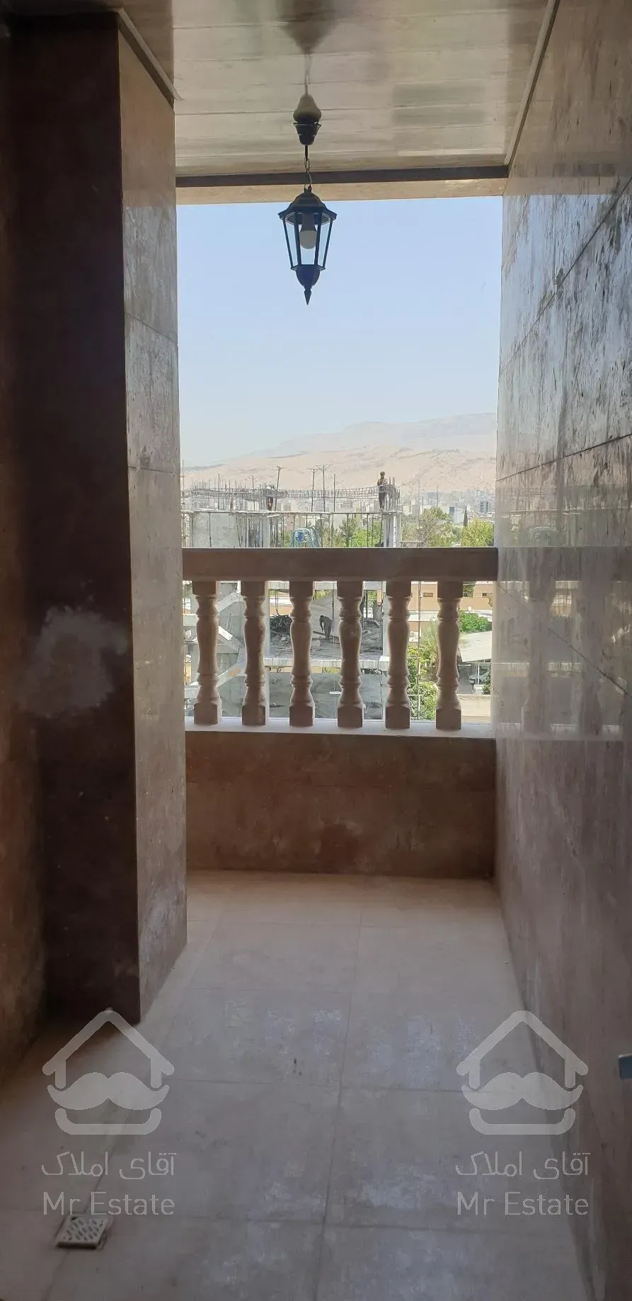 اپارتمان صفر با۴۰۰میلیون وام در بلوار رازی