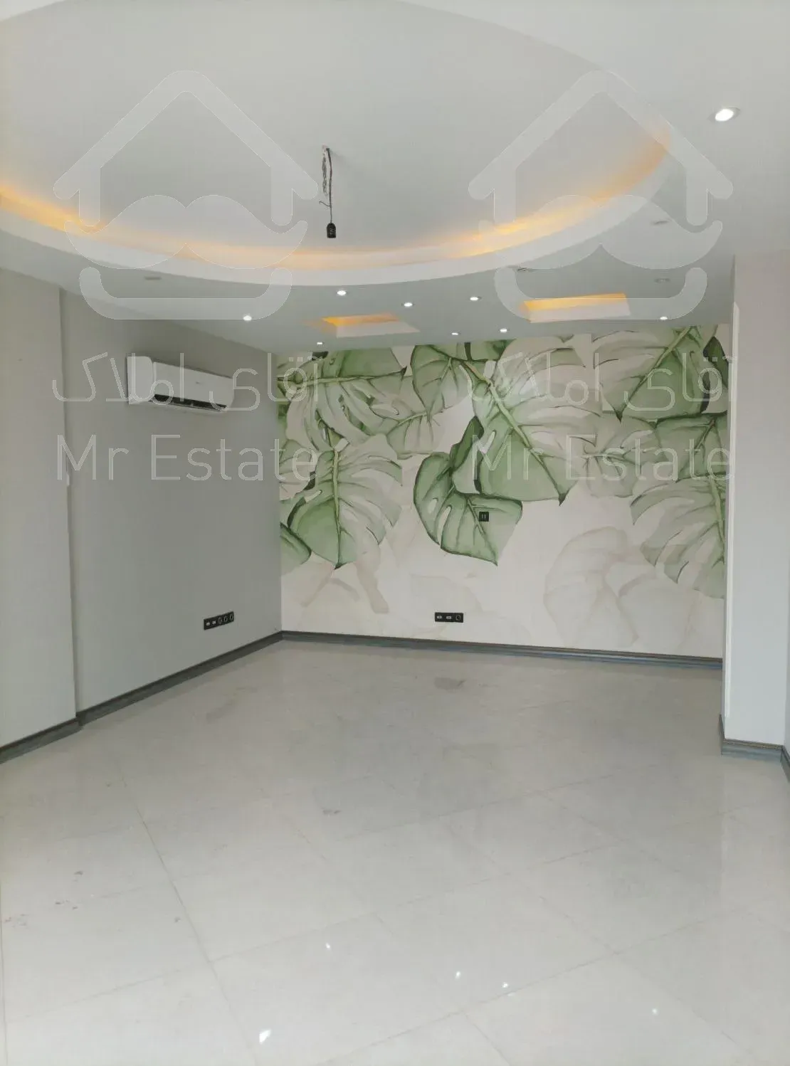 پنت هاوس کلاسیک/۱۵۰متر تراس /ویو آکواریوم/