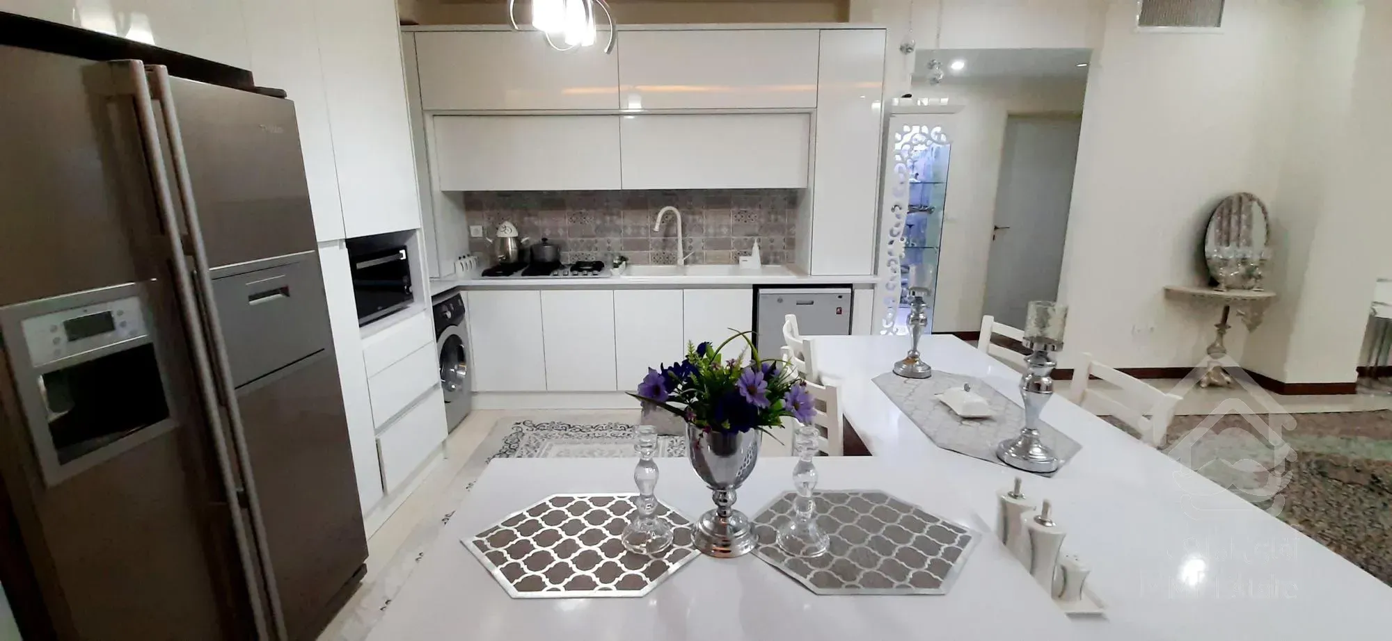 ۱۲۵متر ۳خواب نوساز تکواحدی بالای میدان المپیک