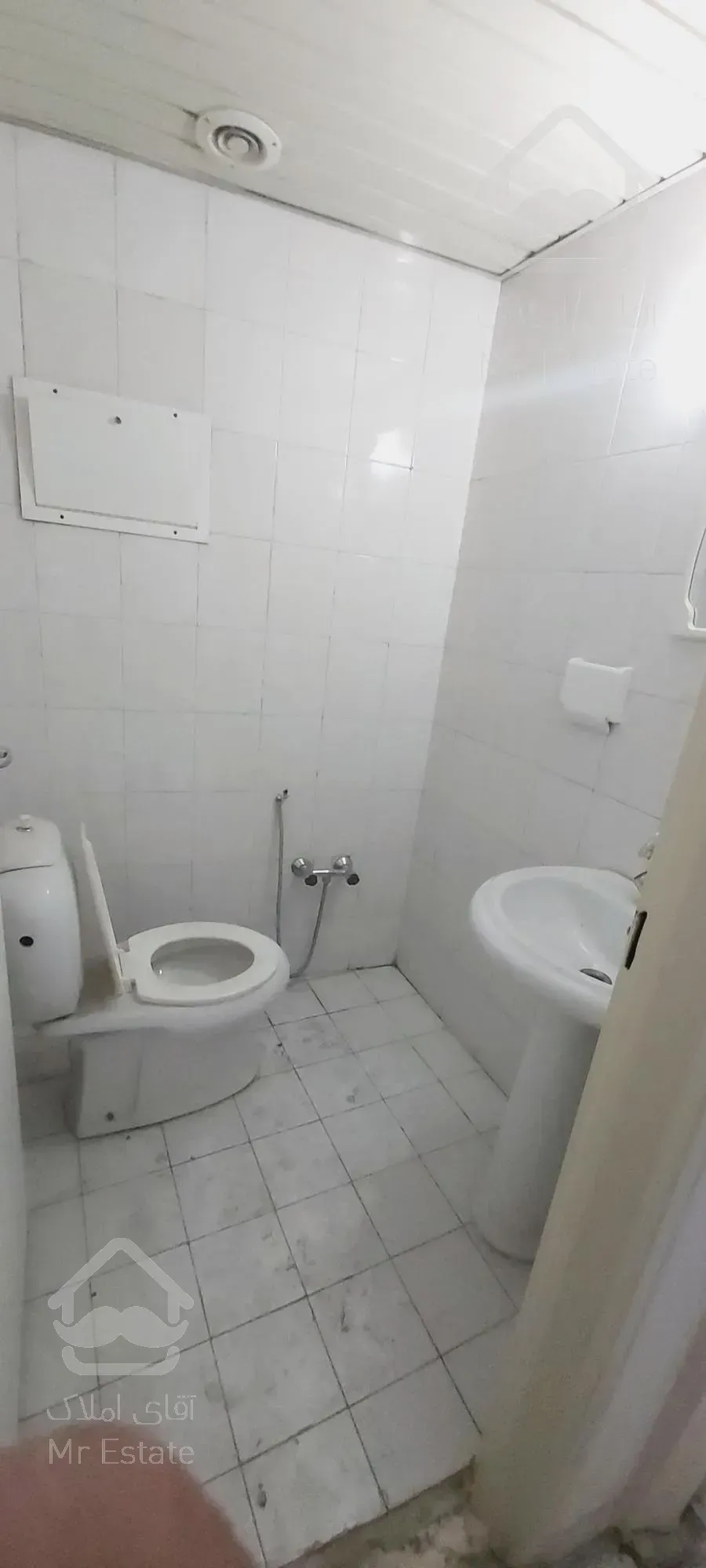 45 متر واحد اداری در برج اداری بهار