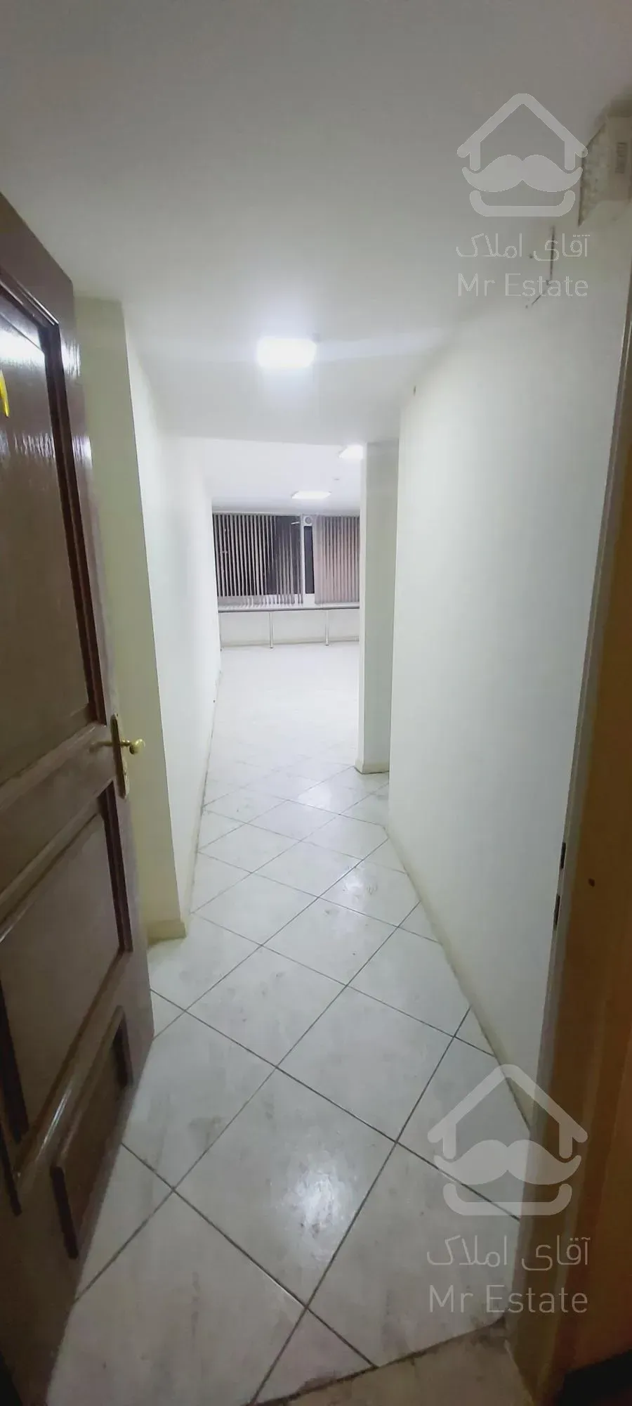 45 متر واحد اداری در برج اداری بهار