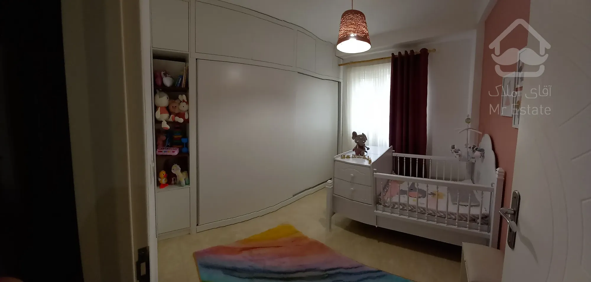 فروش آپارتمان دیزاین شده با ویو دریا ، مبله