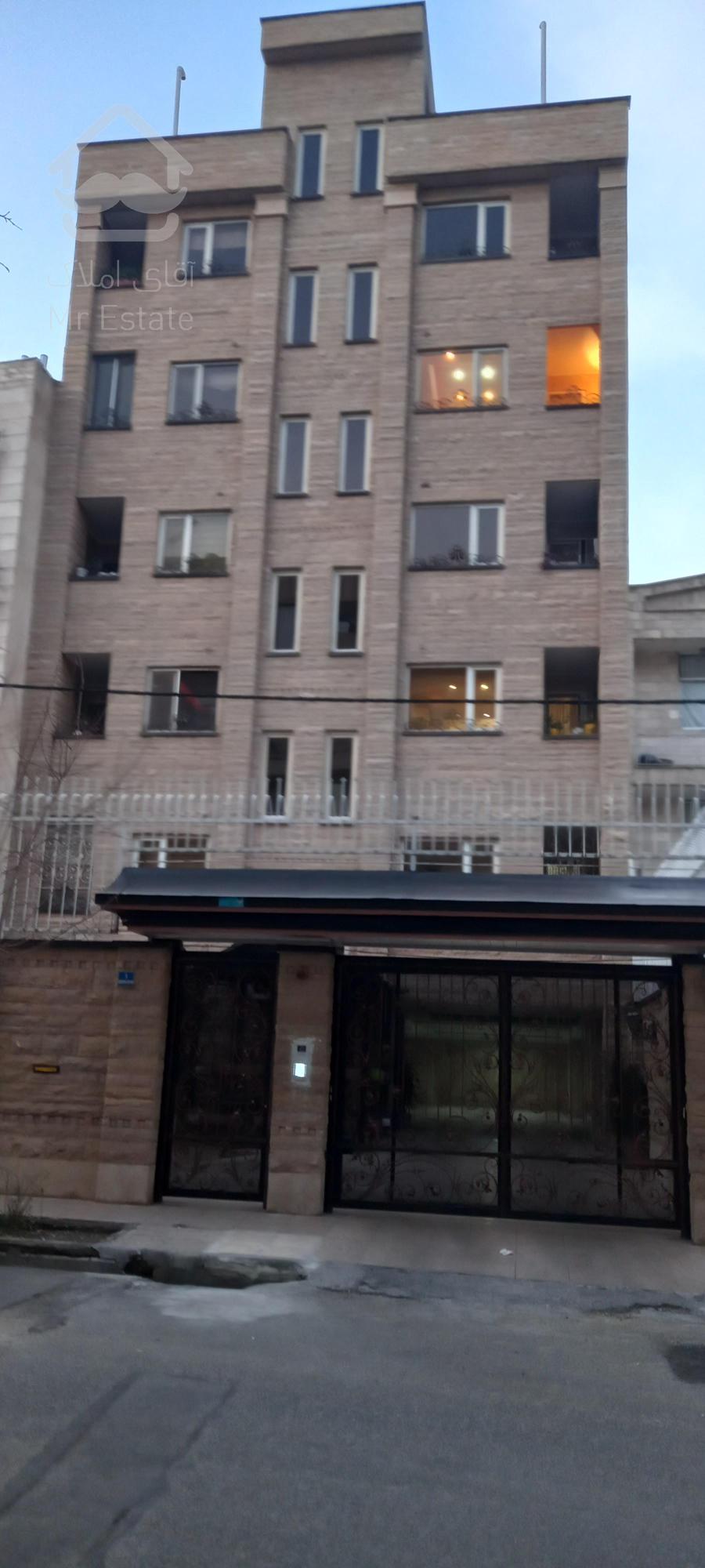 97 متر 2 خواب فول امکانات لاله غربی سالن پرده خور