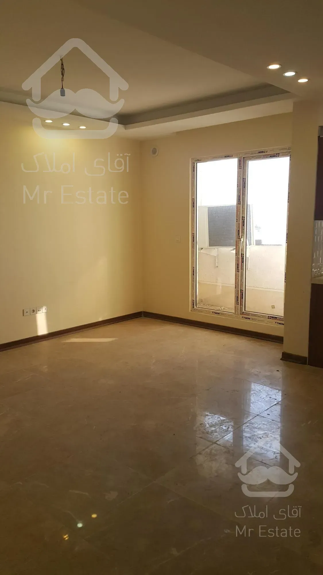 فروش ۱۳۰متر آپارتمان سه خوابه نوساز خیابان مطهری